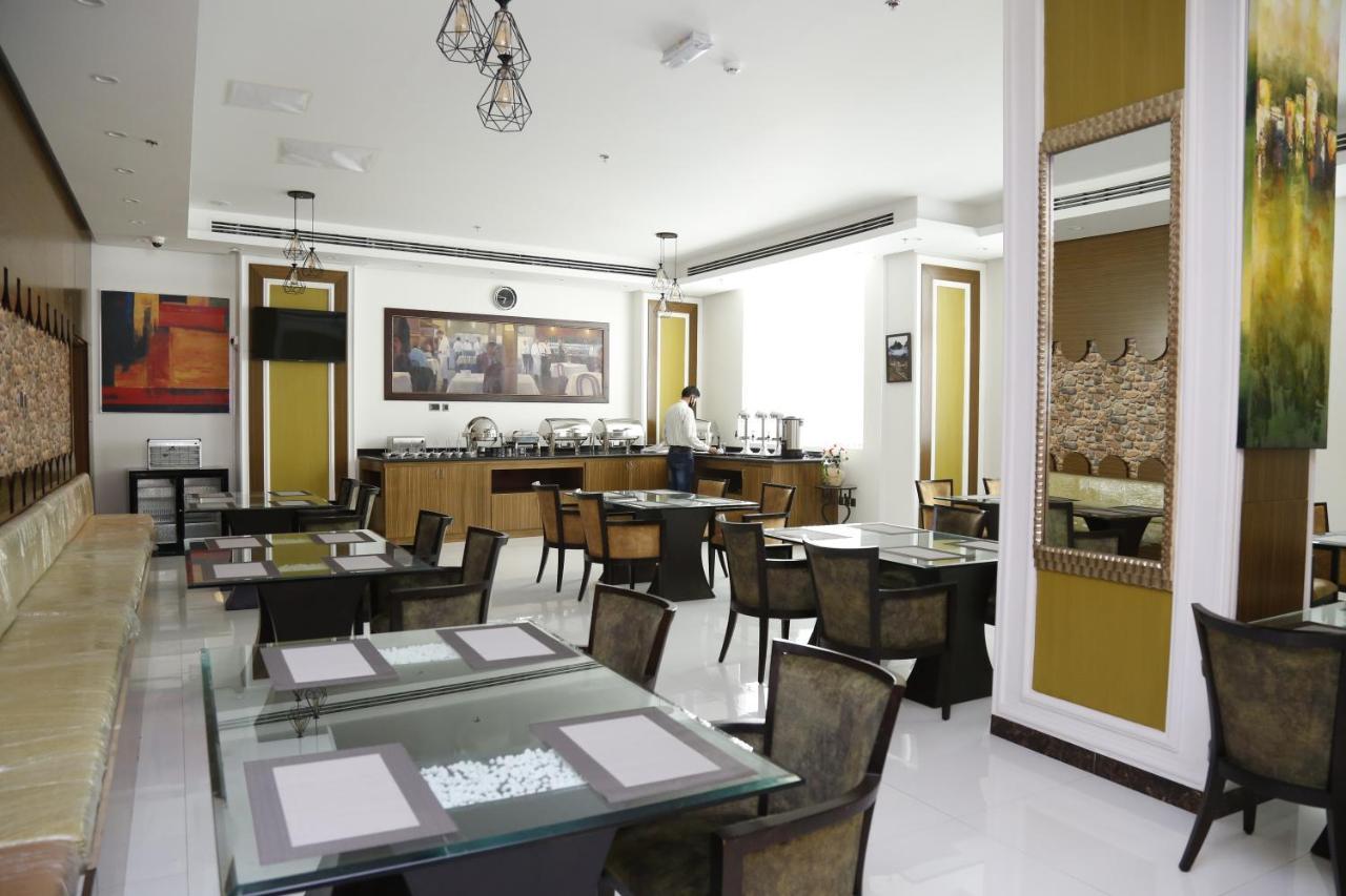 The Palace Hotel - فندق القصر Muscat Exteriör bild